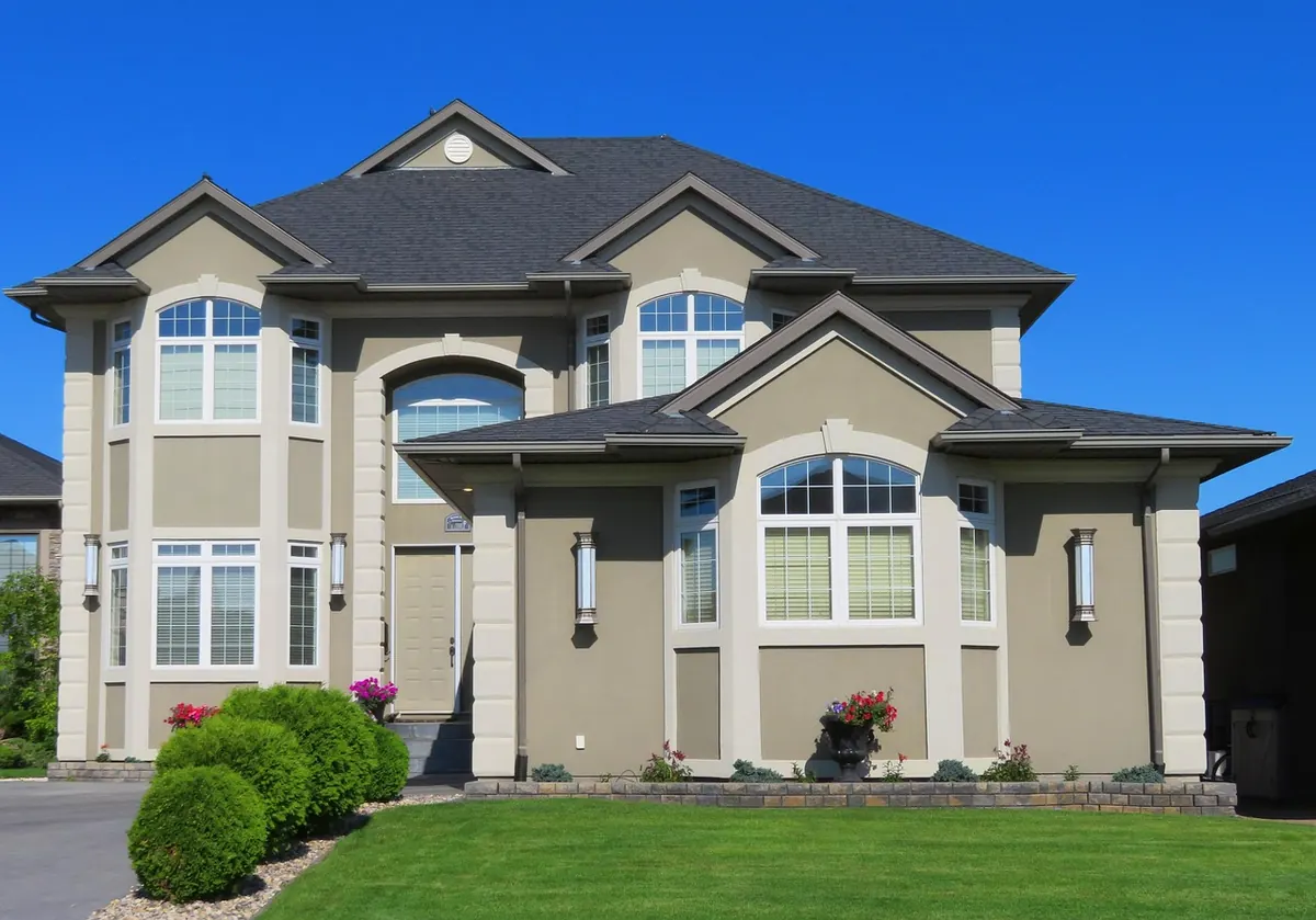 How to Improve Kerb Appeal: A Seasonal Exterior Checklist for UK Homes